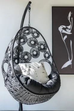 Fauteuil Suspendu Avec Coussins Métal Et Roseau Noir Bula 13 Fauteuil Suspendu Avec Coussins Métal Et Roseau Noir Bula -Le Coin Jardin fauteuil suspendu avec coussins metal et roseau noir bula 5400924207267 1336063